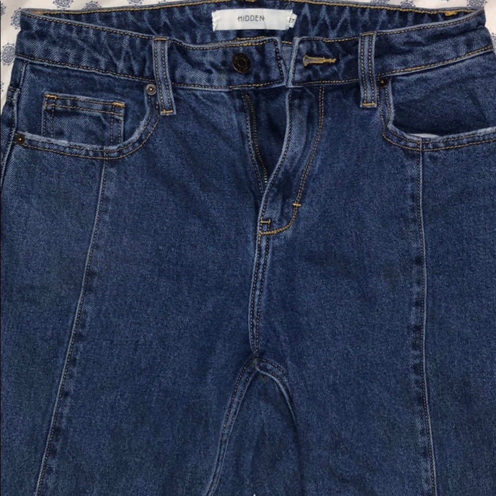 Hidden Jeans